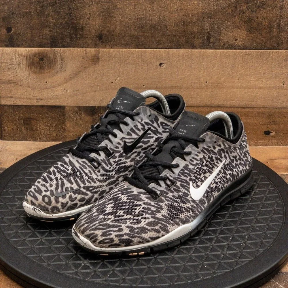 NIKE FREE 5.0 TR WOMENS ATHLETIC SHOES RUNNING WALKING TRAINING CHEETAH SIZE 10